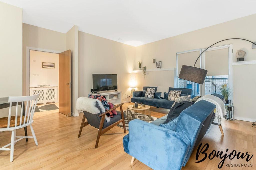 Spacious 2Br-1Ba - Grassmarket - Free Parking By Bonjour Residences 에든버러 외부 사진